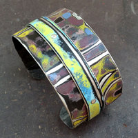 ALL IMAGES AND JEWELRY DESIGNS © PEGGY PETREY