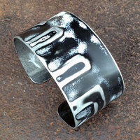 ALL IMAGES AND JEWELRY DESIGNS © PEGGY PETREY